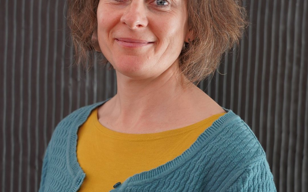 Prof. Dr. Sandra Contzen ist Agrarsoziologin an der Hochschule für Agrar-, Forst- und Lebensmittelwissen-schaften (HAFL). Mit zwei Kolleginnen leitet sie das Forschungsprojekt «Frauen in der Landwirtschaft»