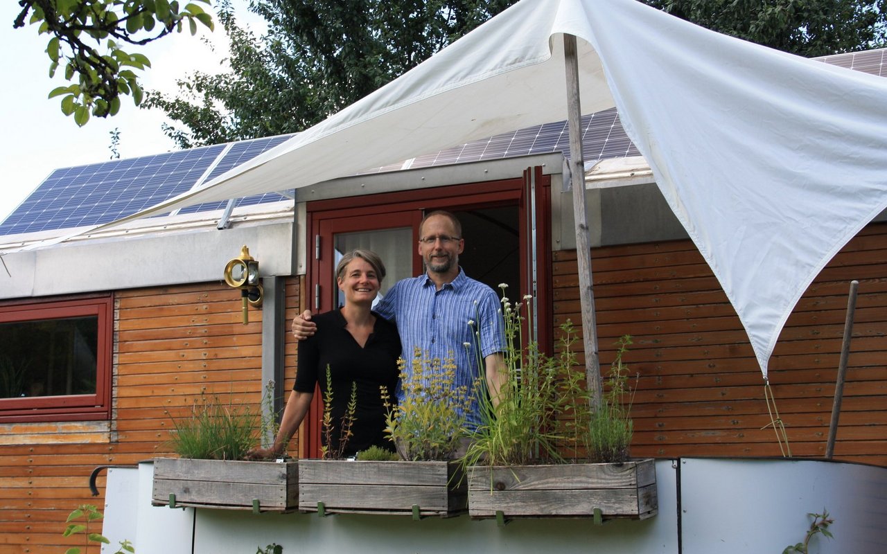 Claudia und Martin sind ihrem Traum von einem kleinen Fussabdruck ein grosses Stück näher gekommen. 