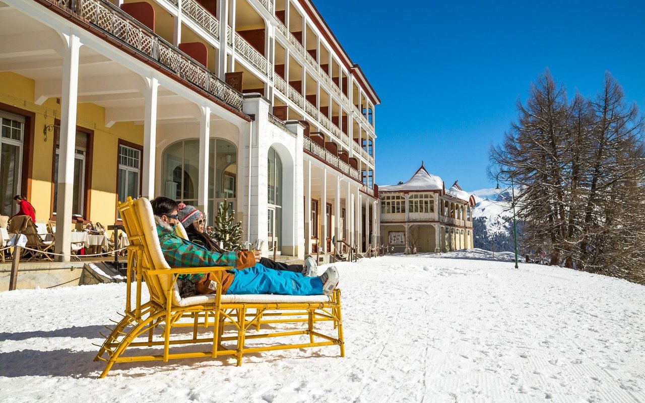 Dads Hotel Schatzalp diente einst als Luxuskurhotel. Das Restaurant Belle Epoque verzaubert auch heute noch mit guter Küche. 