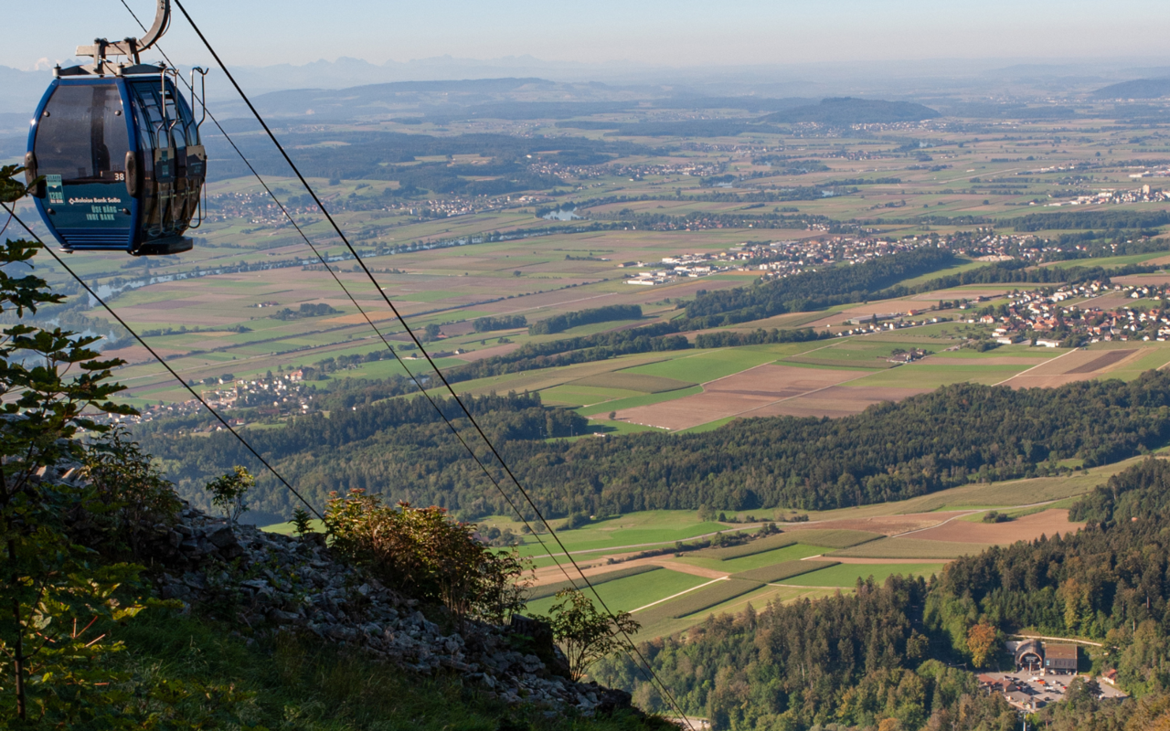 Der Hausberg von Solothurn bietet die Sicht quer durchs Mittelland oberhalb der Nebelgrenze. 